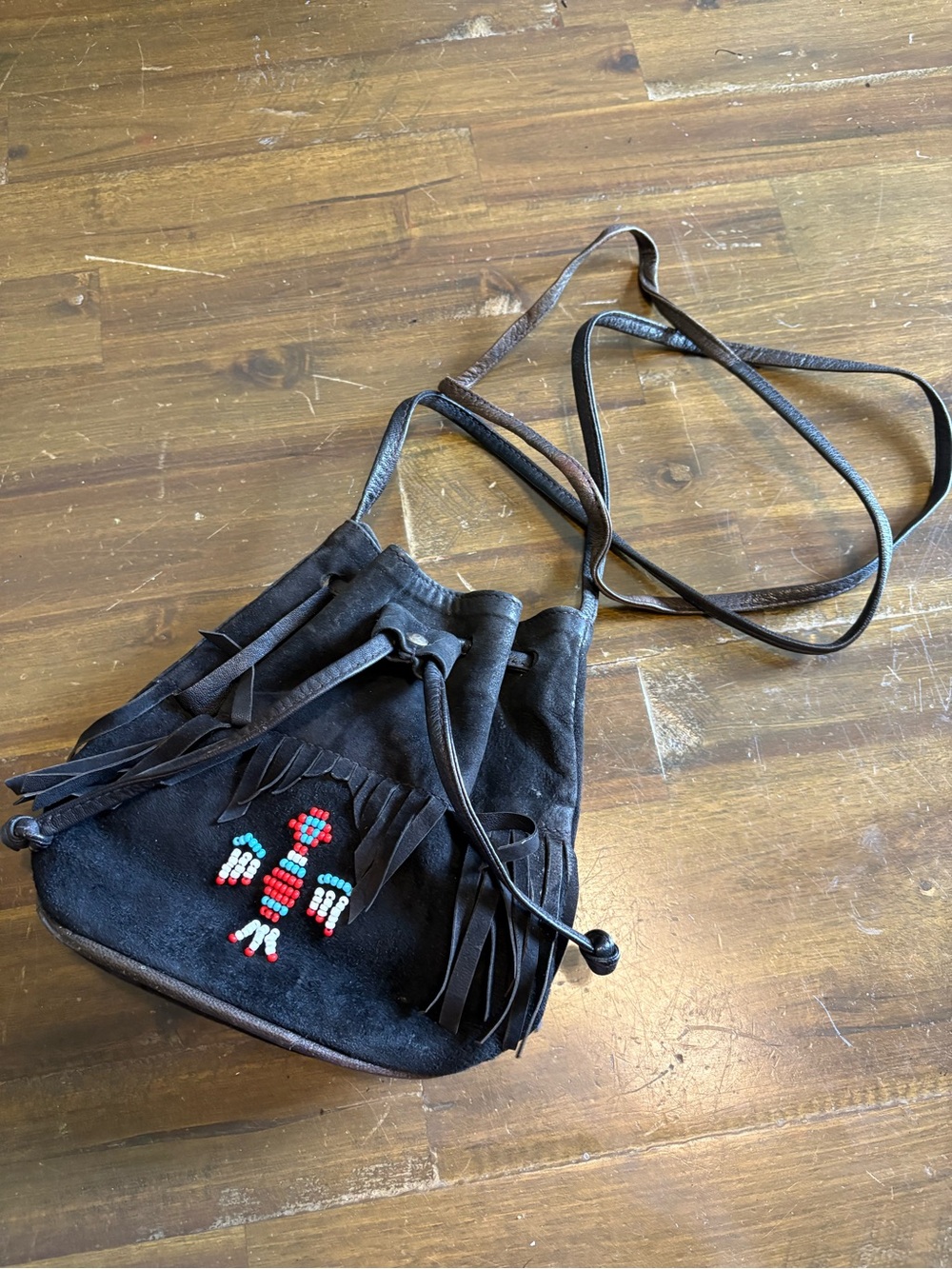MINNETONKA Vintage Suede Fringe Leather Beaded ThunderBird Bucket Crossbody Bag